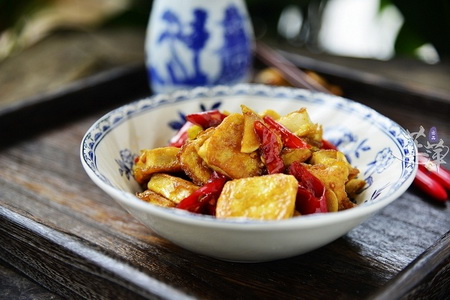 泡椒酿<a href=/shicai/mimian/DouFu/index.html target=_blank><u>豆腐</u></a>