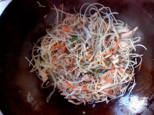 银芽鸡丝的做法