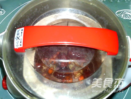 抗感染营养<a href=/shicai/mimian/HeiMi/index.html target=_blank><u>黑米</u></a>糊的做法