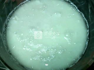 <a href=/shicai/mimian/DaMi/index.html target=_blank><u>大米</u></a>碗糕