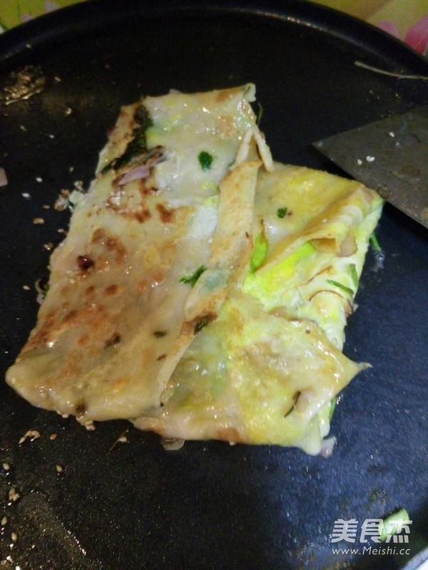 记忆中的<a href=/shicai/rouqin/JiDan/index.html target=_blank><u>鸡蛋</u></a>饼的做法