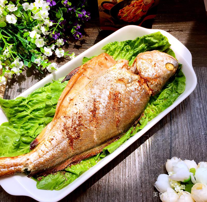 烤<a href=/shicai/shuichanpin/HuangHuaYu/index.html target=_blank><u>黄花鱼</u></a>