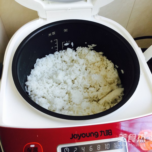 肉饼炒饭的做法