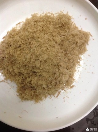 宝宝<a href=/shicai/rouqin/RouSong/index.html target=_blank><u>肉松</u></a>