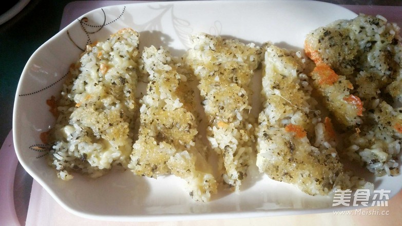 <a href=/shicai/mimian/ZhiShi/index.html target=_blank><u>芝士</u></a><a href=/shicai/shuichanpin/HaiTai/index.html target=_blank><u>海苔</u></a>饭团的做法