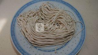 <a href=/shicai/rouqin/JiTui/index.html target=_blank><u>鸡腿</u></a>杂蔬火锅