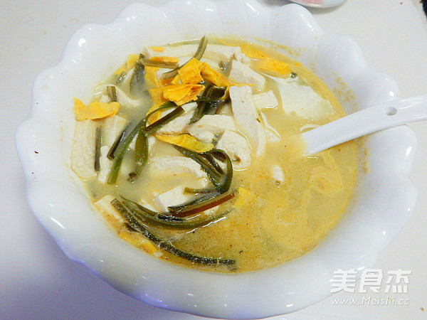 <a href=/shicai/shuichanpin/HaiDai/index.html target=_blank><u>海带</u></a>豆<a href=/shicai/mimian/DouFu/index.html target=_blank><u>豆腐</u></a>汤的做法