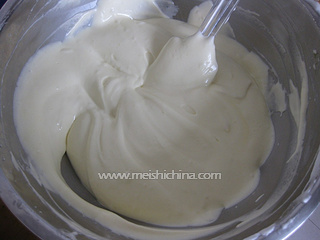 中空<a href=zt/qifengdg target=_blank><u>戚风蛋糕</u></a>