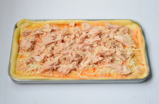 <a href=/shicai/shuichanpin/JinQiangYu/index.html target=_blank><u>金枪鱼</u></a>披萨