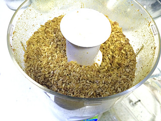 咖喱<a href=/shicai/rouqin/RouSong/index.html target=_blank><u>肉松</u></a>