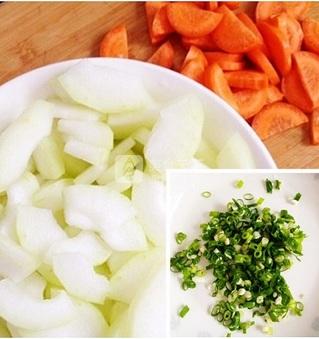 <a href=/shicai/mimian/YuMi/index.html target=_blank><u>玉米</u></a><a href=/shicai/rouqin/PaiGu/index.html target=_blank><u>排骨</u></a>汤