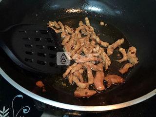 青红椒子姜肉丝