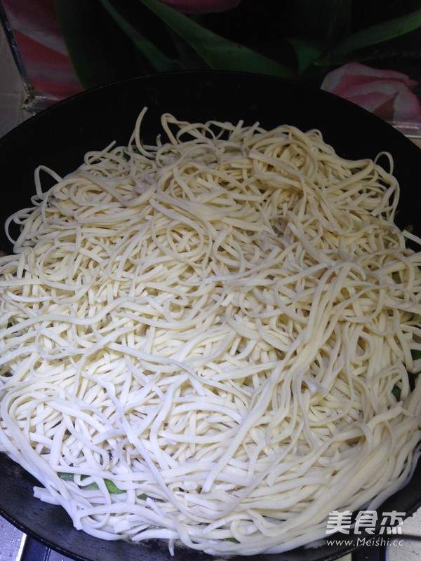 <a href=/shicai/shucai/BianDou/index.html target=_blank><u>扁豆</u></a>焖面的做法