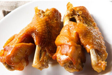 盐焗<a href=/shicai/rouqin/JiChi/index.html target=_blank><u>鸡翅</u></a>