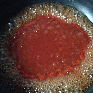 糖<a href=/shicai/diaoweipin/Cu/index.html target=_blank><u>醋</u></a><a href=/shicai/rouqin/LiJi/index.html target=_blank><u>里脊</u></a>