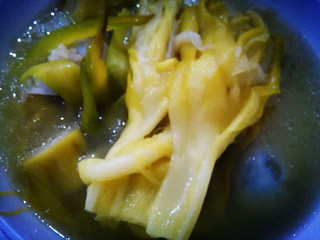 <a href=/shicai/rouqin/LongGu/index.html target=_blank><u>龙骨</u></a>花汤