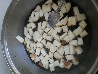 宫爆<a href=/shicai/guopin/Xing/index.html target=_blank><u>杏</u></a>鲍菇