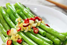 凉拌<a href=/shicai/shucai/JiangDou/index.html target=_blank><u>豇豆</u></a>煮多久合适