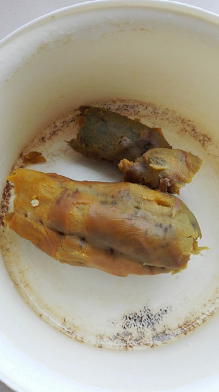 <a href=/shicai/shucai/HongShu/index.html target=_blank><u>红薯</u></a><a href=/shicai/mimian/NuoMi/index.html target=_blank><u>糯米</u></a>豆沙饼