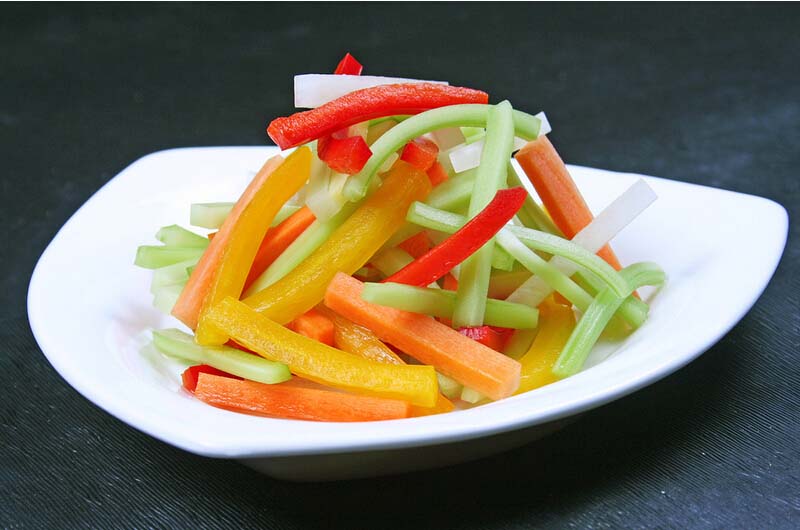 <a href=zt/scpc target=_blank><u>四川泡菜</u></a>的做法1