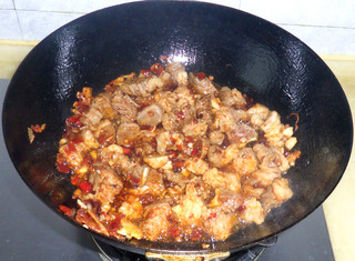 小<a href=/shicai/shucai/TuDou/index.html target=_blank><u>土豆</u></a>烧<a href=/shicai/rouqin/NiuNan/index.html target=_blank><u>牛腩</u></a>