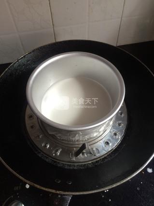 <a href=/shicai/mimian/HongDou/index.html target=_blank><u>红豆</u></a>千层糕