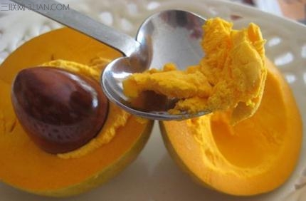 <a href=/shicai/rouqin/JiDan/index.html target=_blank><u>鸡蛋</u></a>果有什么功效?热带水果<a href=/shicai/rouqin/JiDan/index.html target=_blank><u>鸡蛋</u></a>果的营养价值