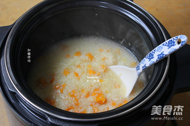 <a href=/shicai/shucai/HongShu/index.html target=_blank><u>红薯</u></a><a href=/shicai/mimian/XiaoMi/index.html target=_blank><u>小米</u></a>粥的做法