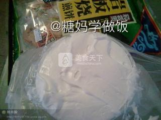 <a href=/shicai/guopin/CaoMei/index.html target=_blank><u>草莓</u></a>小雪人