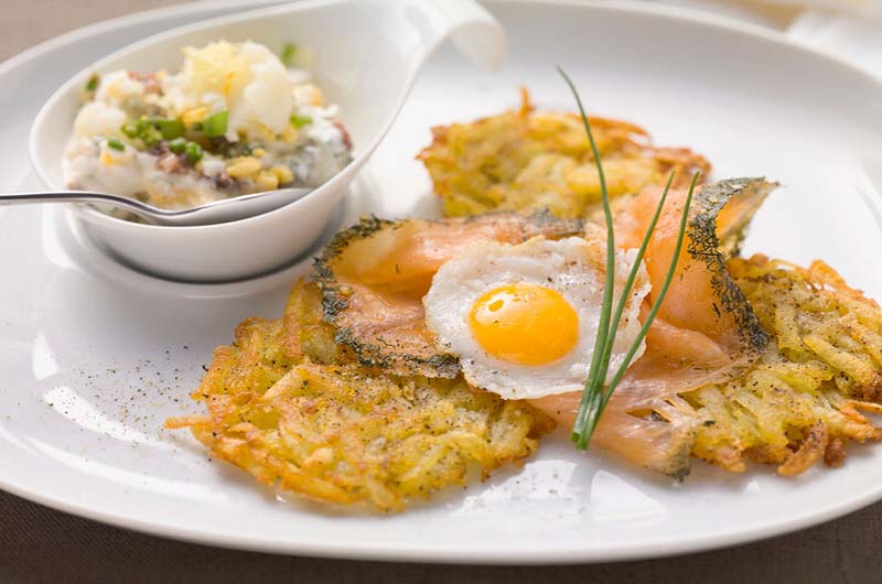 <a href=/shicai/rouqin/JiDan/index.html target=_blank><u>鸡蛋</u></a><a href=/shicai/shucai/TuDou/index.html target=_blank><u>土豆</u></a>饼1