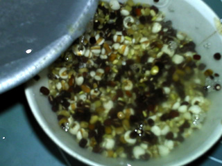 <a href=/shicai/mimian/CaoMi/index.html target=_blank><u>糙米</u></a><a href=/shicai/mimian/HongDou/index.html target=_blank><u>红豆</u></a>薏仁浆