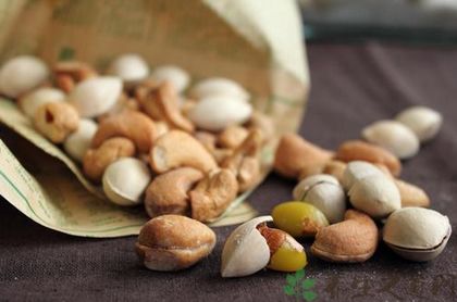 补肾的坚果有哪些 补肾的坚果有哪些