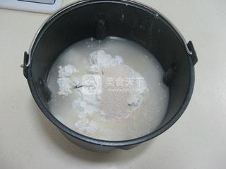 <a href=/shicai/rouqin/JiDan/index.html target=_blank><u>鸡蛋</u></a><a href=/shicai/shucai/JiuCai/index.html target=_blank><u>韭菜</u></a>包子