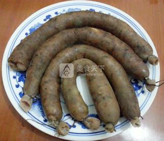 <a href=/shicai/mimian/NuoMi/index.html target=_blank><u>糯米</u></a>肠