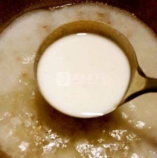 西湖<a href=/shicai/rouqin/NiuRou/index.html target=_blank><u>牛肉</u></a>羹