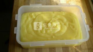 <a href=/shicai/mimian/YuMi/index.html target=_blank><u>玉米</u></a>糊奶冻