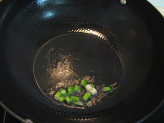 清炒<a href=/shicai/shucai/WanDou/index.html target=_blank><u>豌豆</u></a>荚