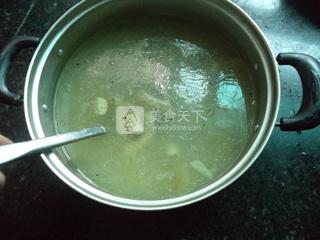 丸子<a href=/shicai/mimian/FenSi/index.html target=_blank><u>粉丝</u></a>汤