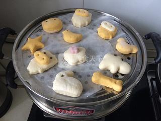 可爱的卡通馒头