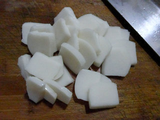 咖喱菜芯炒<a href=/shicai/mimian/NianGao/index.html target=_blank><u>年糕</u></a>