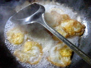 <a href=/shicai/shucai/JiuCai/index.html target=_blank><u>韭菜</u></a><a href=/shicai/rouqin/AnChunDan/index.html target=_blank><u><a href=/shicai/rouqin/AnChun/index.html target=_blank><u>鹌鹑</u></a>蛋</u></a>小素鸡