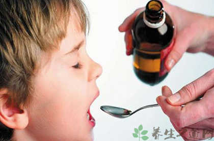 感冒发烧吃什么食物 感冒发烧吃什么食物