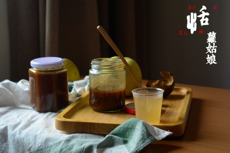 秋<a href=/shicai/guopin/Li/index.html target=_blank><u>梨</u></a>膏的做法