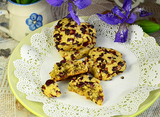 <a href=/shicai/shucai/MeiGuiHua/index.html target=_blank><u>玫瑰花</u></a>酥饼