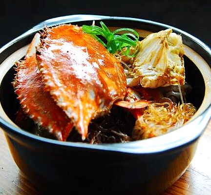 <a href=/shicai/shuichanpin/PangXie/index.html target=_blank><u>螃蟹</u></a><a href=/shicai/mimian/FenSi/index.html target=_blank><u>粉丝</u></a>煲怎么做?