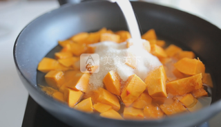 <a href=/shicai/shucai/NanGua/index.html target=_blank><u>南瓜</u></a>派