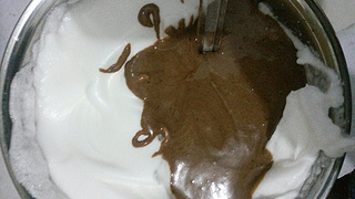 可可<a href=zt/qifengdg target=_blank><u>戚风蛋糕</u></a>