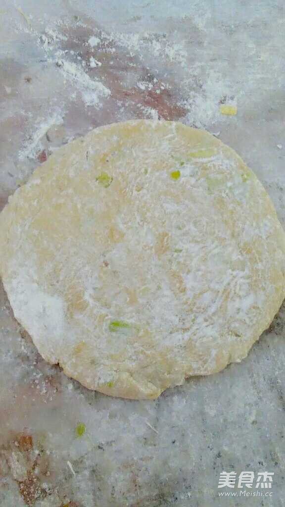 葱花油饼的做法