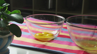 <a href=/shicai/mimian/NiuNai/index.html target=_blank><u>牛奶</u></a><a href=zt/qifengdg target=_blank><u>戚风蛋糕</u></a>