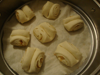 <a href=/shicai/rouqin/RouSong/index.html target=_blank><u>肉松</u></a>花卷